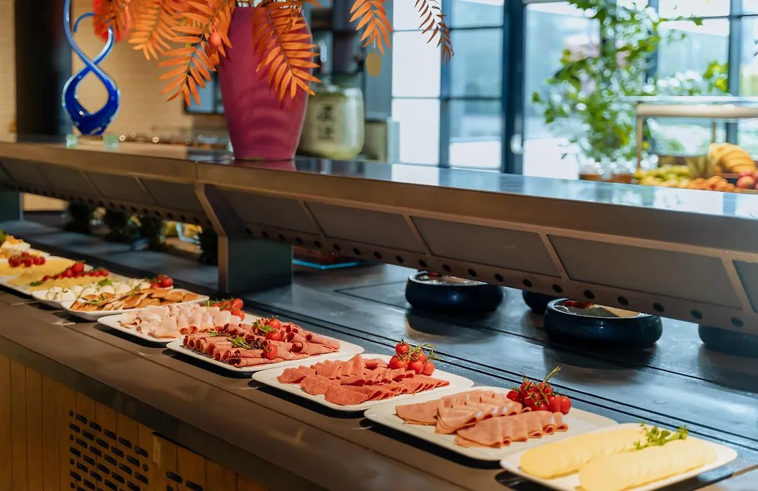 Corendon Plaza Amsterdam Schiphol Airport Hotel-1
